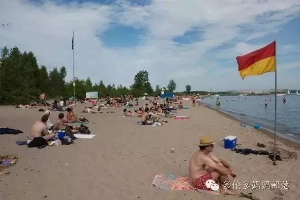 多伦多最好的8个沙滩:带娃去耍一定要认准蓝旗标志哦! 多伦多最好的8个沙滩:带娃去耍一定要认准蓝旗标志哦!